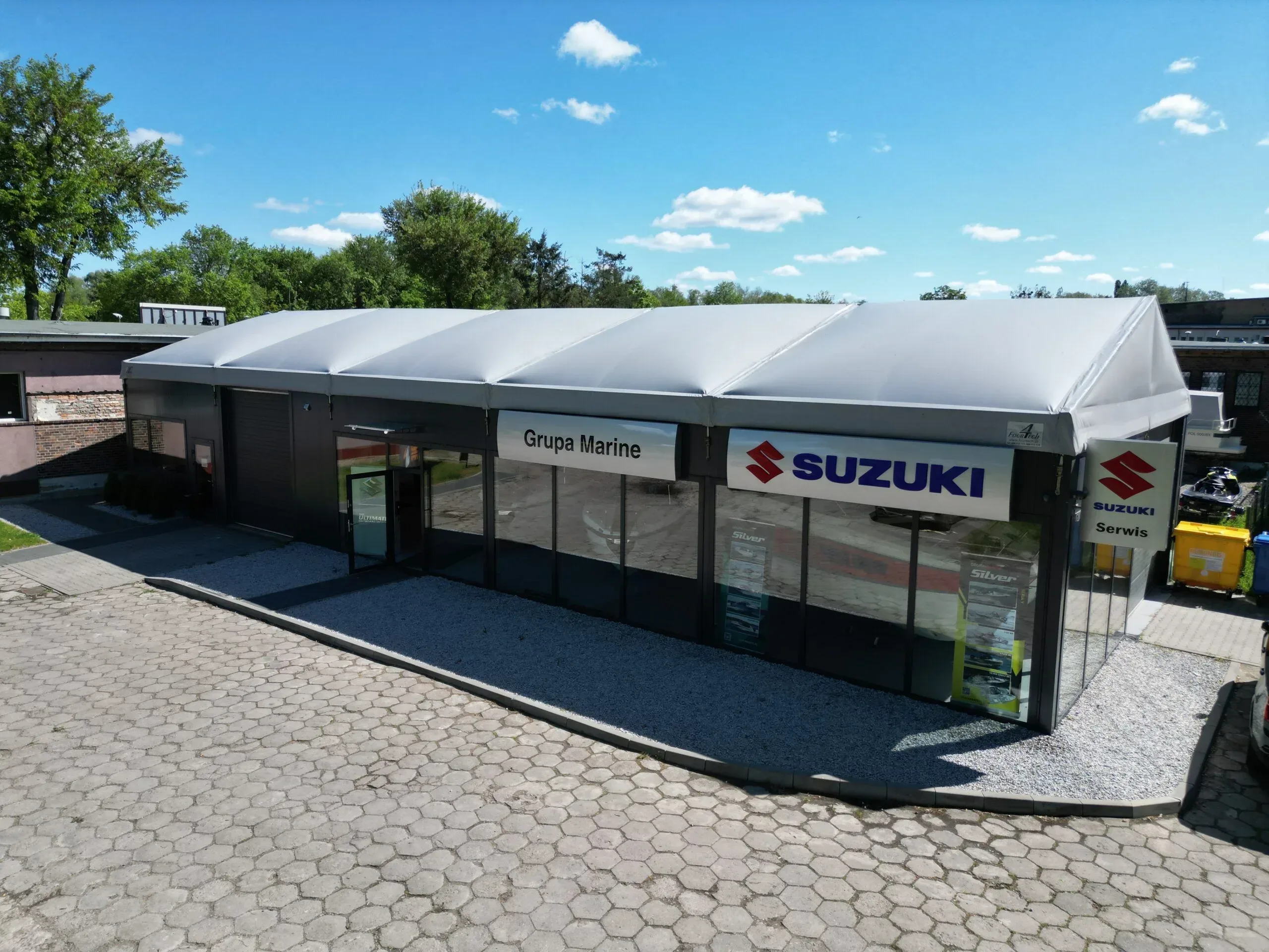 Salon i serwis Grupa Marine przy ul. Przestrzennej 4 w Szczecinie